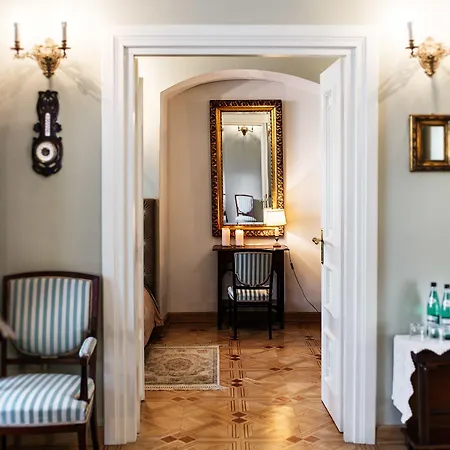 Boutique - Rynek 16 Hotel apartamentowy