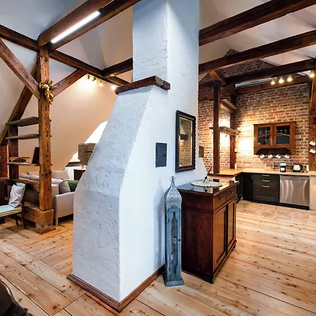 Kamienica Muzykow Aparthotel