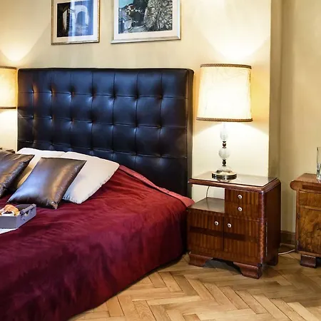 Kamienica Muzykow Aparthotel