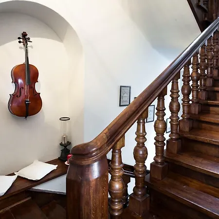 Kamienica Muzykow Aparthotel